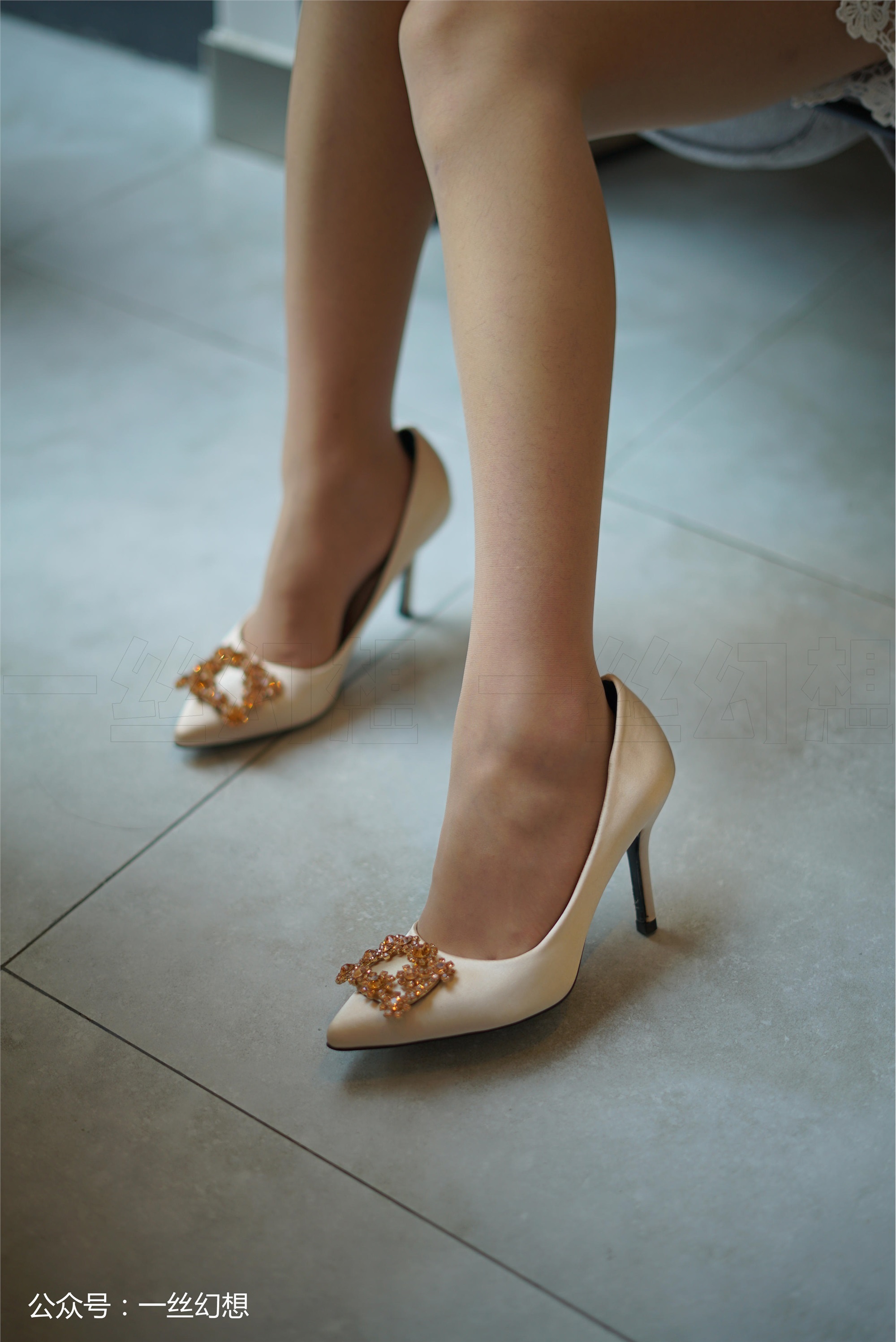 高丝女子图鉴 袜小喵×一丝幻想 NZ009 格格